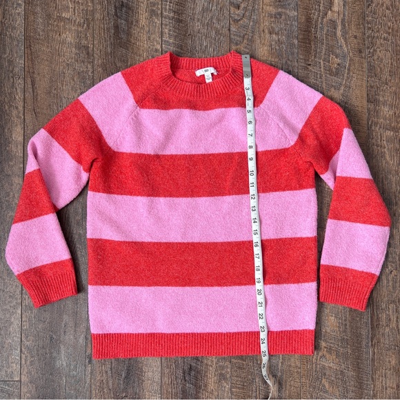 Pink and red striped sweater - Picture 4 of 7